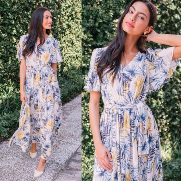 Gal Meets Glam Dresses & Skirts - Gal Meets Glam Kiki Leaf Chiffon Maxi Dress